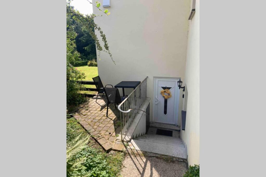 Wunderschone Komplett Neu Eingerichtete Wohnung Emmerthal ภายนอก รูปภาพ